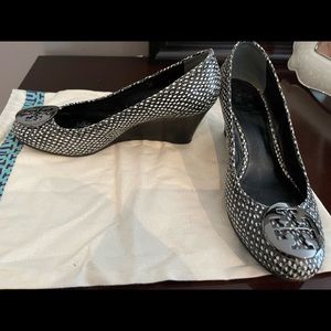 TORY BURCH wedges